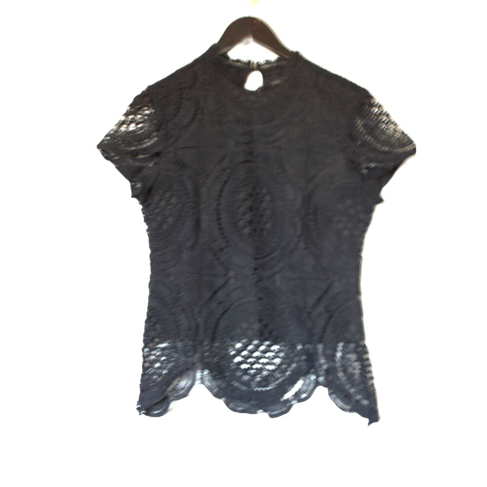 Ultra Pink Womens Medium Black Crochet Lace Lined Top Scalloped Hem - Picture 3 of 8